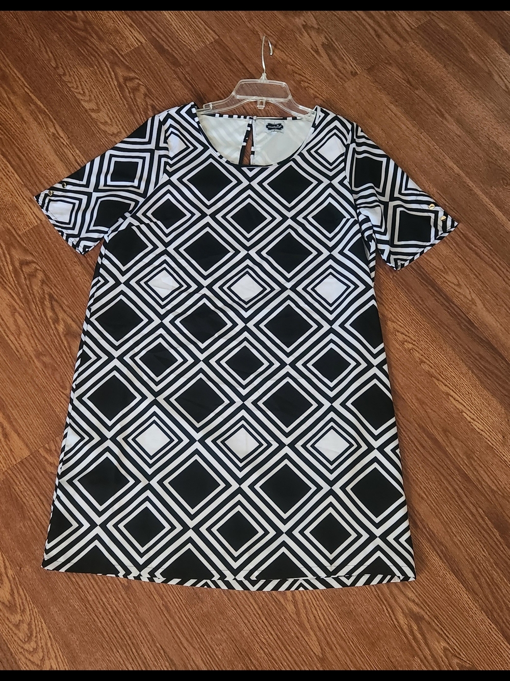 Mud Pie Black and White Geometric Shift Dress